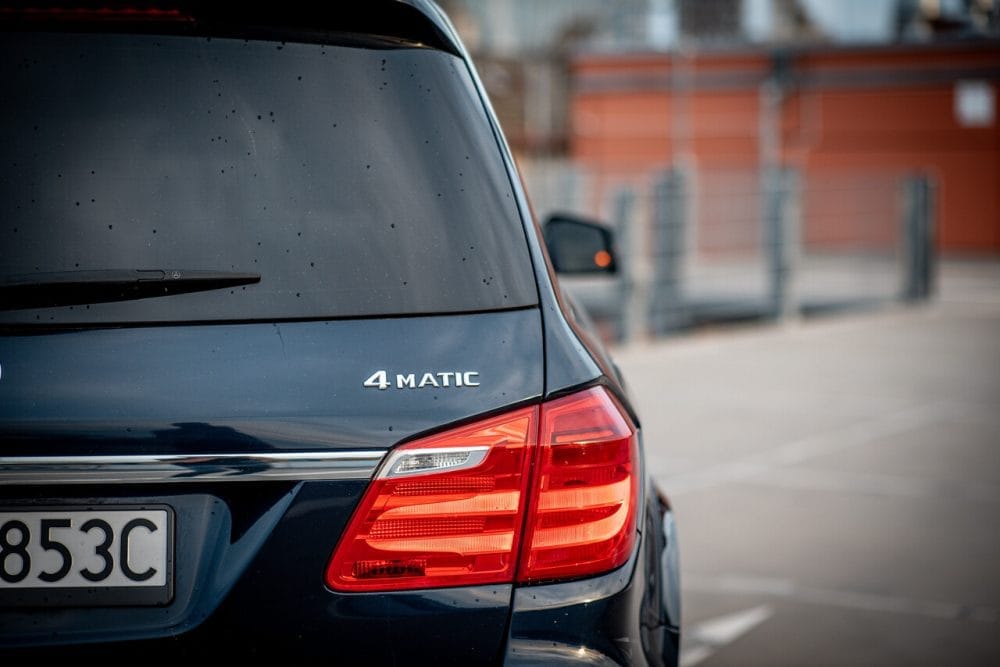 Mercedes GL 550 - wypożyczalnia samochodów Gdańsk