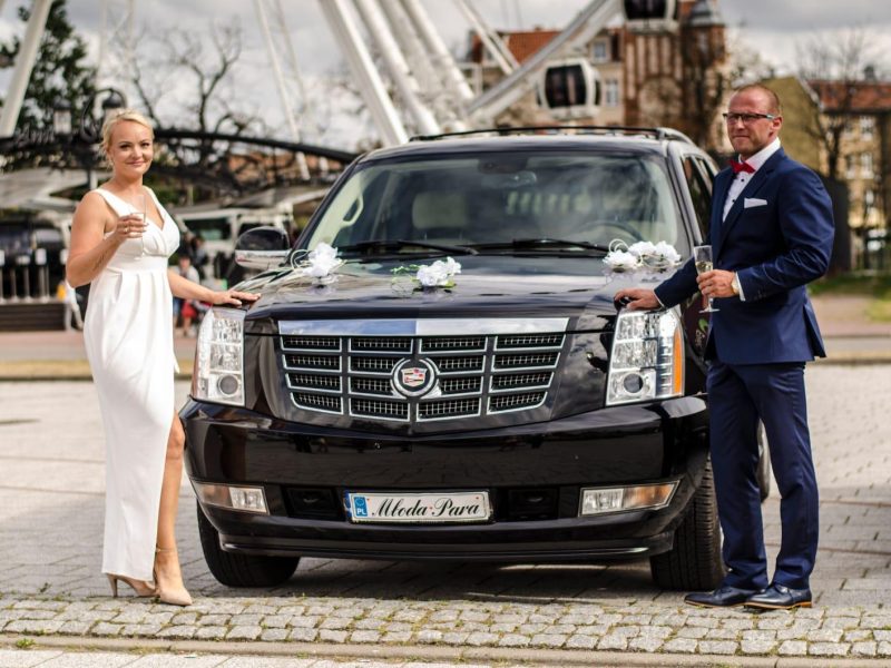 Jak udekorować samochód do ślubu?