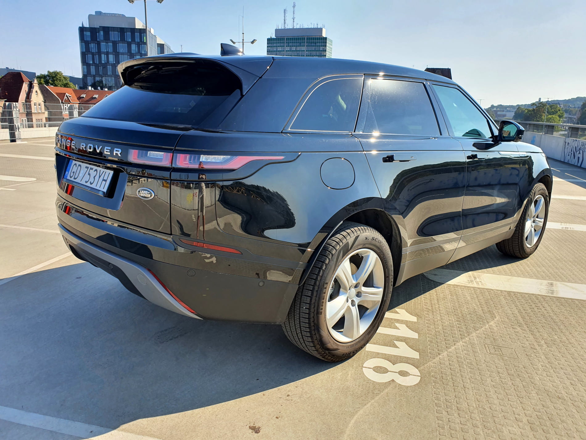 Range Rover Velar - wypożyczalnia samochodów Mestenza Gdańsk