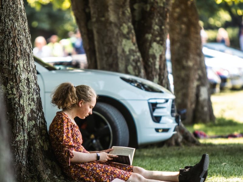 Wynajem samochodu w Gdańsku a zwiedzanie najpiękniejszych ogrodów i parków – gdzie odpocząć na łonie natury?