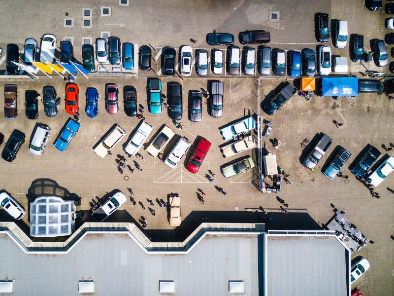 Bezpłatne miejsca do parkowania w Trójmieście. Gdzie zaparkować bez opłat?