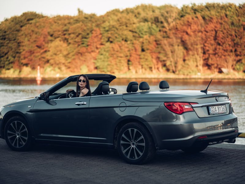 Jakie auto dla kobiety? Sportowy samochód dla dziewczyny