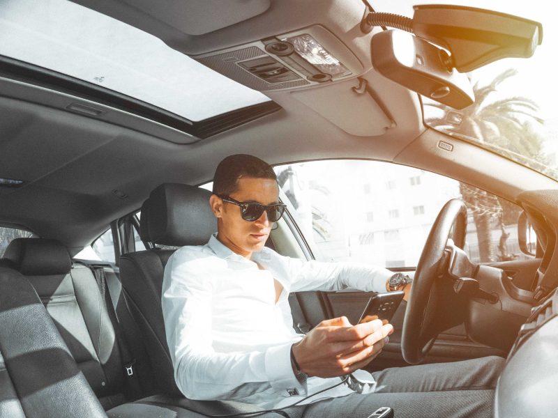 Odpowiedzialność osoby wynajmującej auto z wypożyczalni