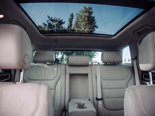 Volkswagen Touareg 3.6L - wypożyczalnia samochodów Gdańsk