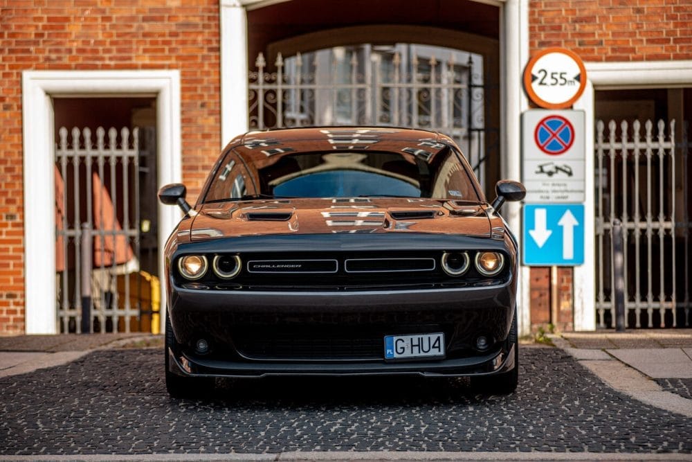 Dodge Challenger 3.6 V6 - wypożyczalnia samochodów Gdańsk