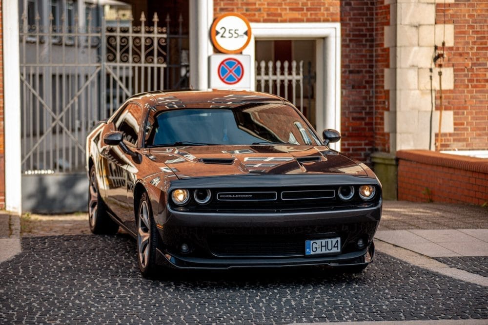 Dodge Challenger 3.6 V6 - wypożyczalnia samochodów Gdańsk