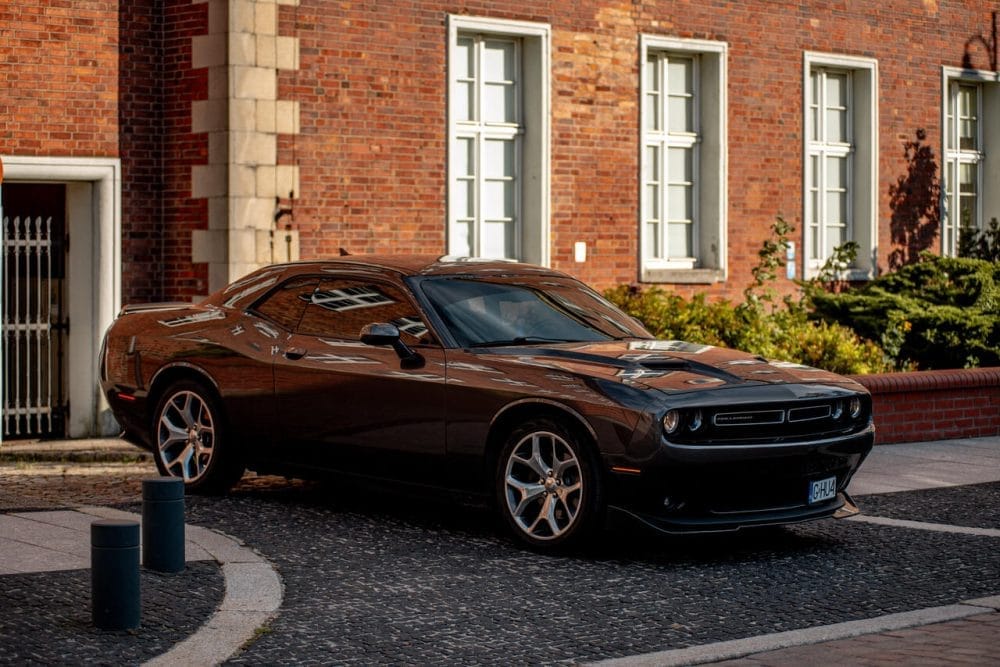 Dodge Challenger 3.6 V6 - wypożyczalnia samochodów Gdańsk