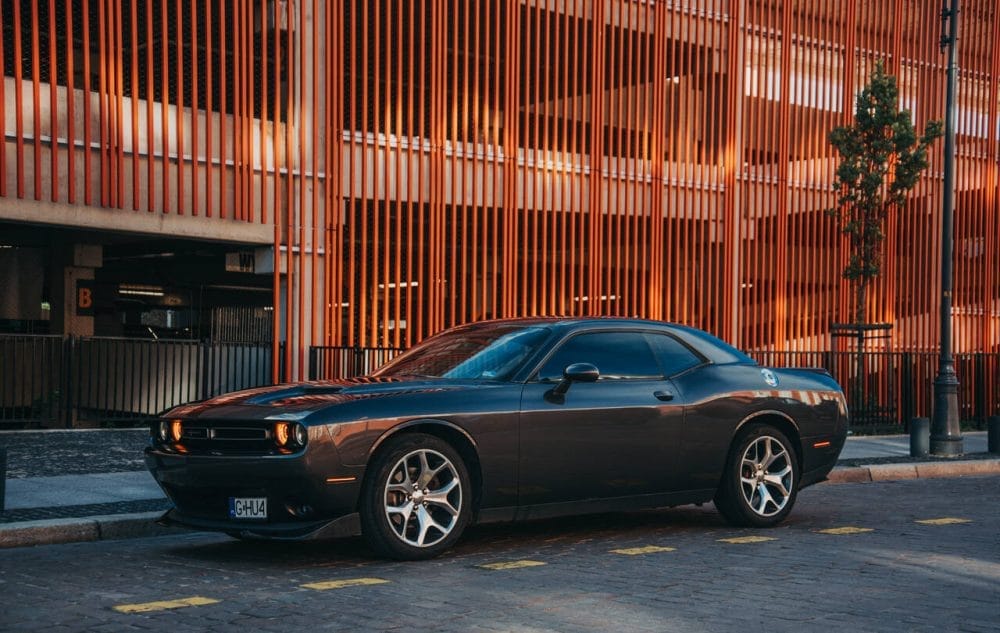 Dodge Challenger 3.6 V6 - wypożyczalnia samochodów Gdańsk
