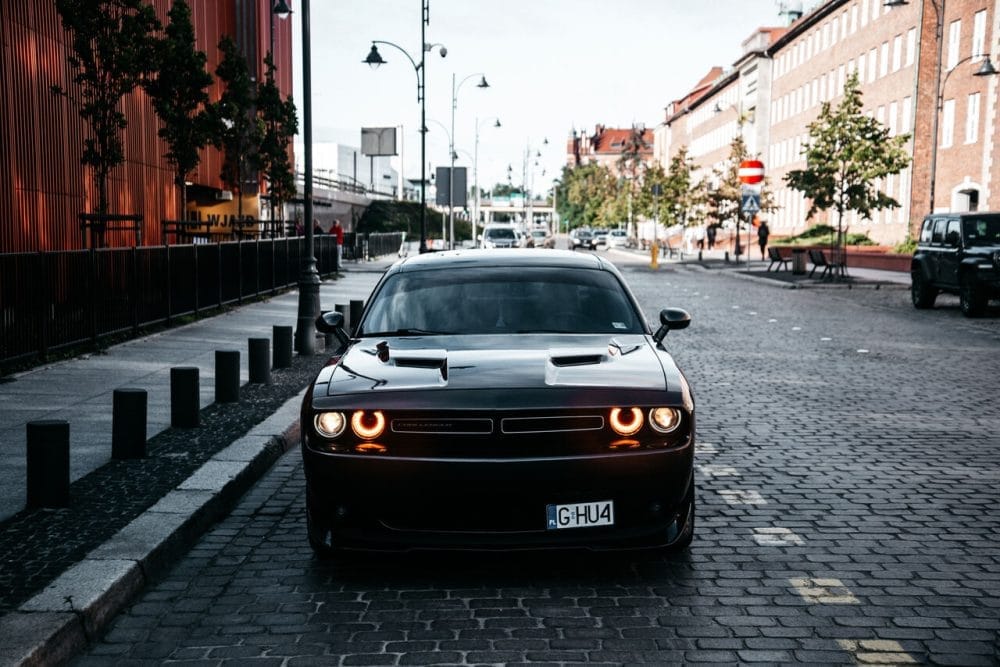 Dodge Challenger 3.6 V6 - wypożyczalnia samochodów Gdańsk