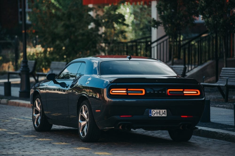 Dodge Challenger 3.6 V6 - wypożyczalnia samochodów Gdańsk