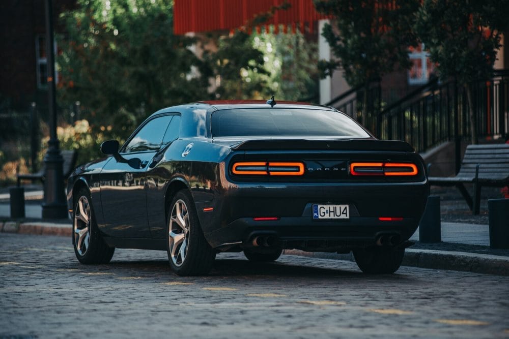 Dodge Challenger 3.6 V6 - wypożyczalnia samochodów Gdańsk