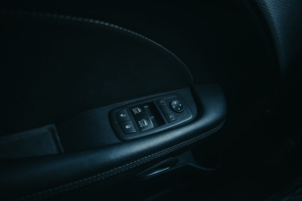 Dodge Challenger 3.6 V6 - wypożyczalnia samochodów Gdańsk