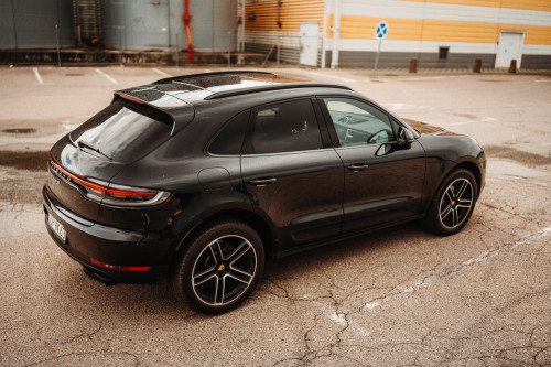 Wypożyczalnia samochodów Porsche Macan Gdańsk