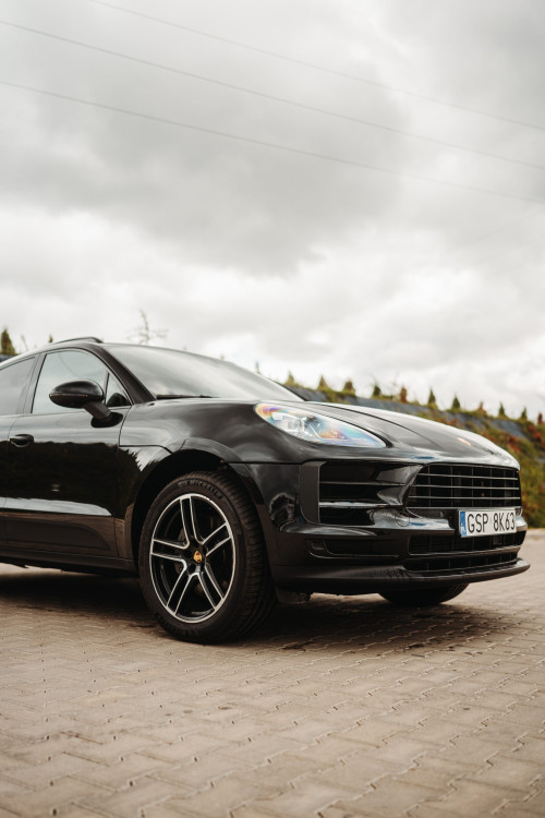 Wypożyczalnia samochodów Porsche Macan Gdańsk